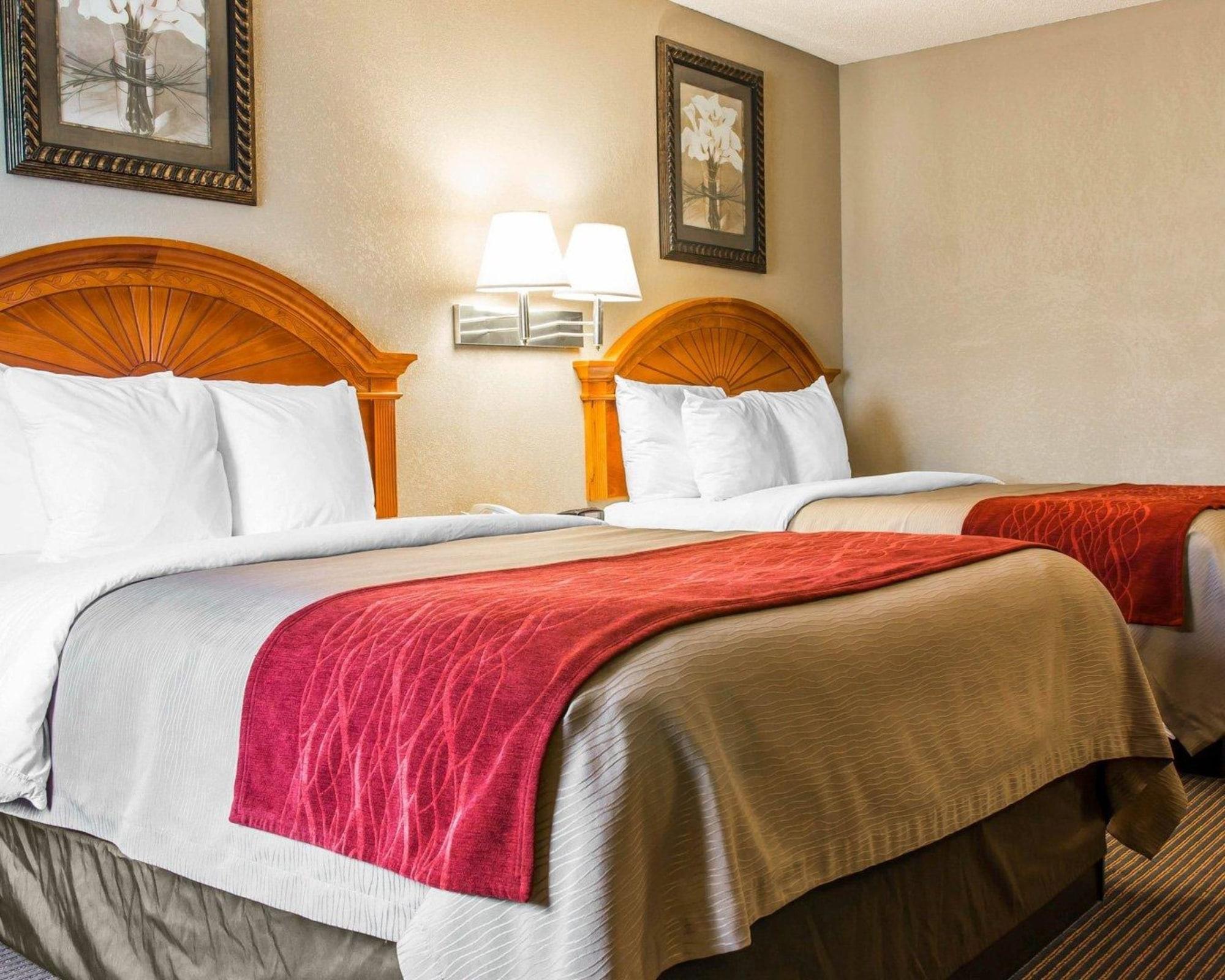 Hotel Baymont By Wyndham Flint Airport North Extérieur photo