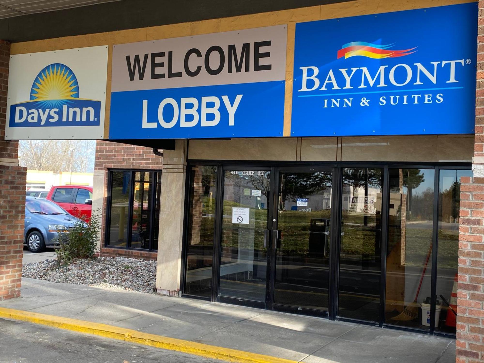 Hotel Baymont By Wyndham Flint Airport North Extérieur photo