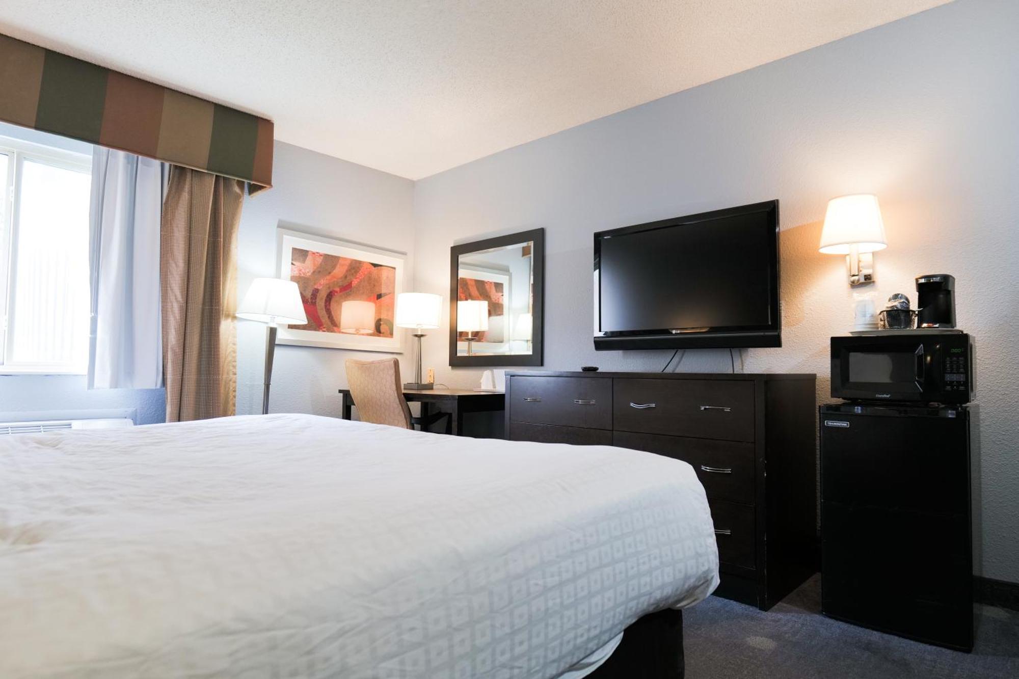 Hotel Baymont By Wyndham Flint Airport North Extérieur photo