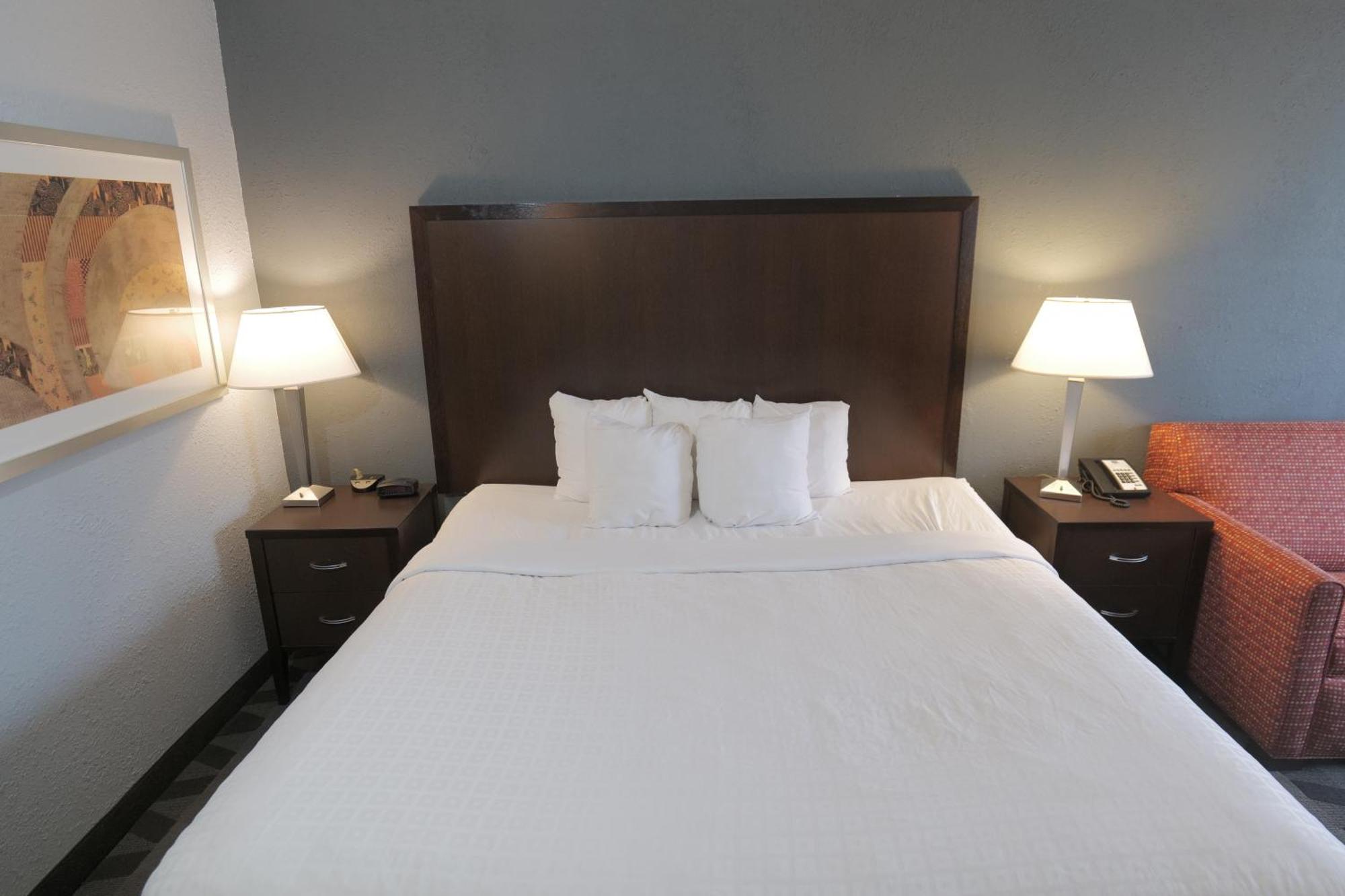 Hotel Baymont By Wyndham Flint Airport North Extérieur photo