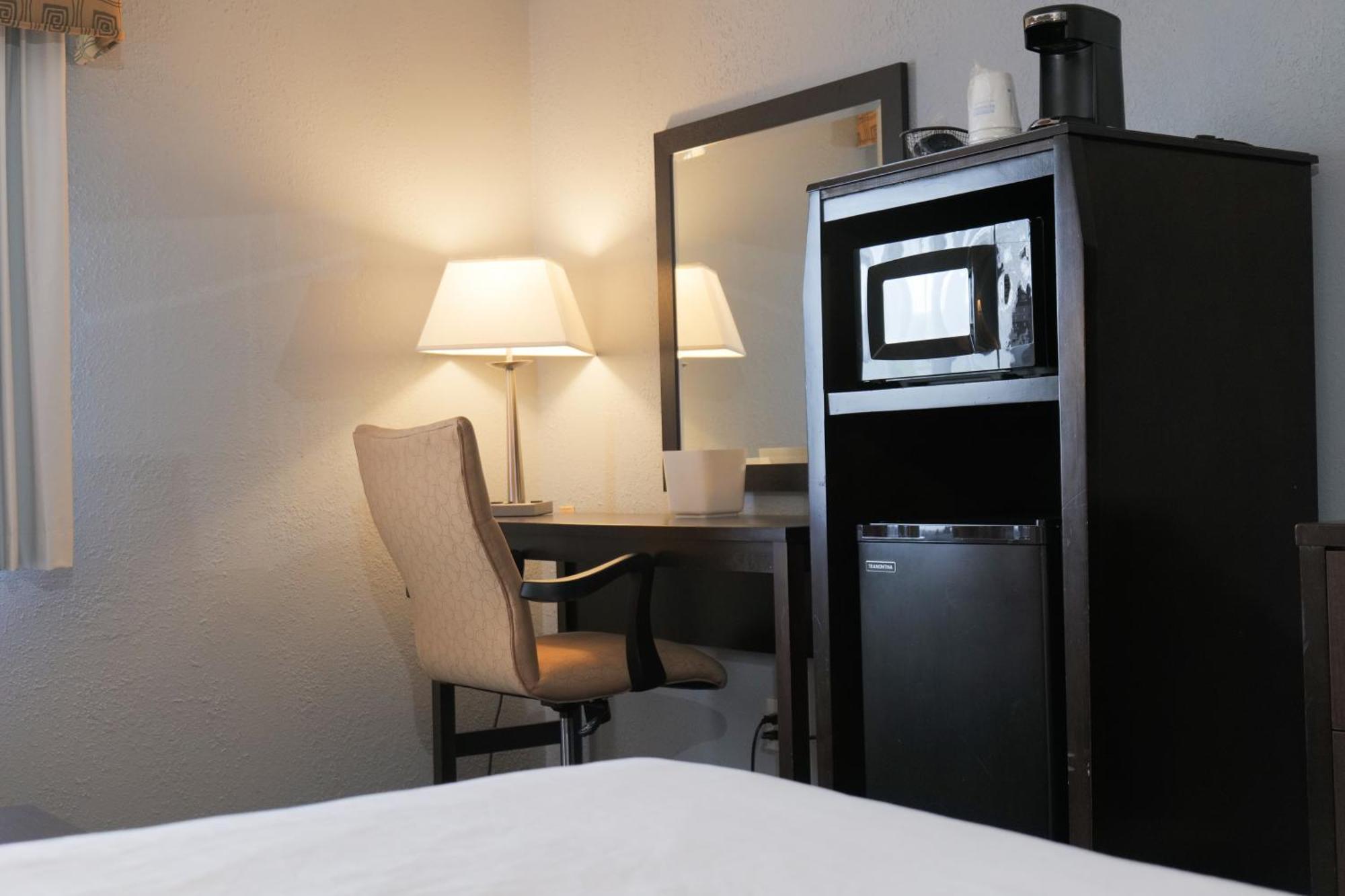 Hotel Baymont By Wyndham Flint Airport North Extérieur photo