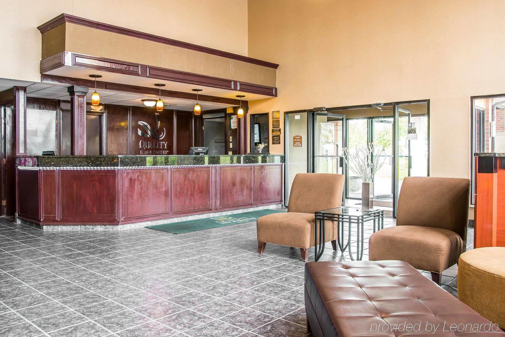 Hotel Baymont By Wyndham Flint Airport North Extérieur photo