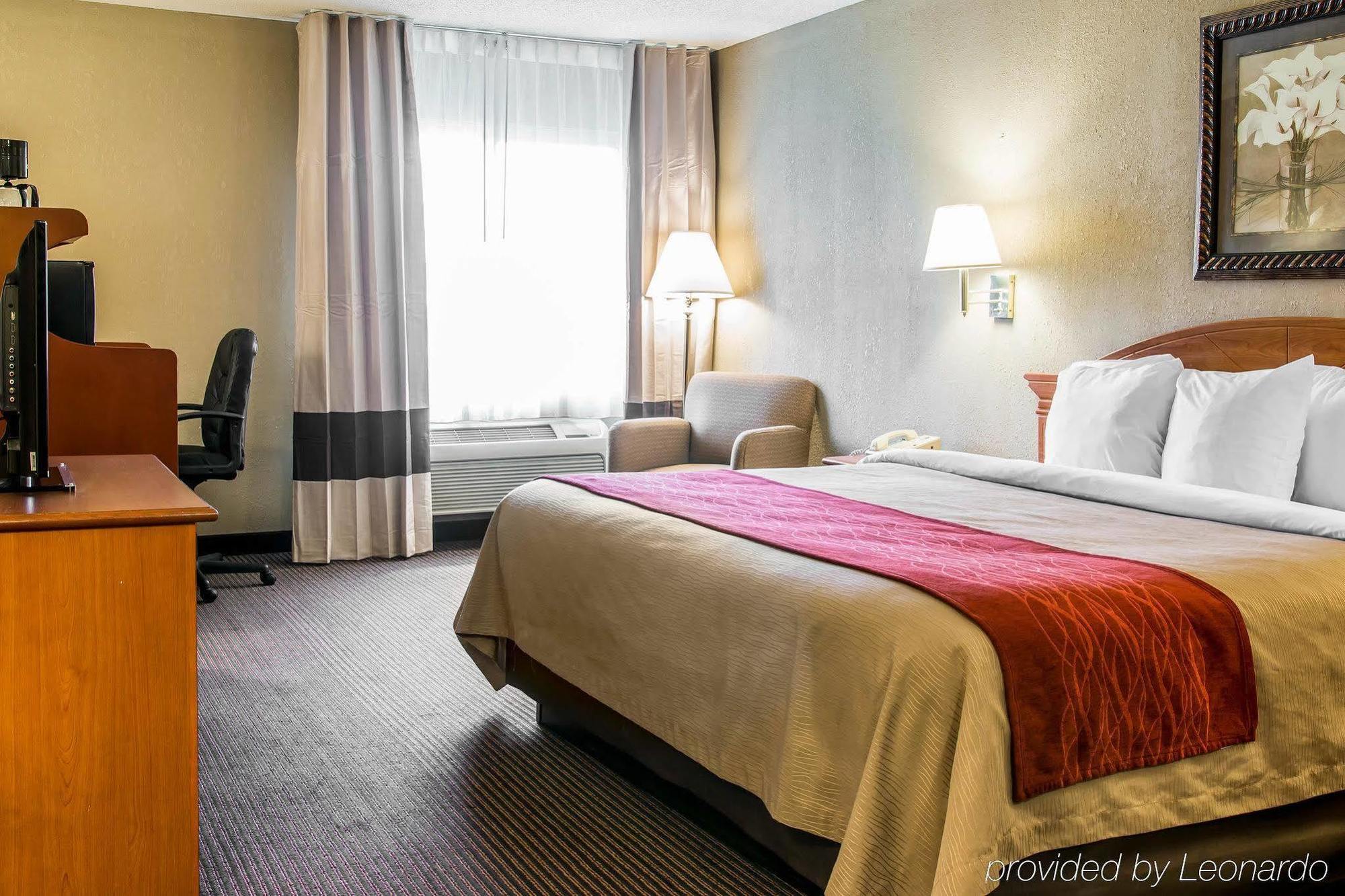 Hotel Baymont By Wyndham Flint Airport North Extérieur photo