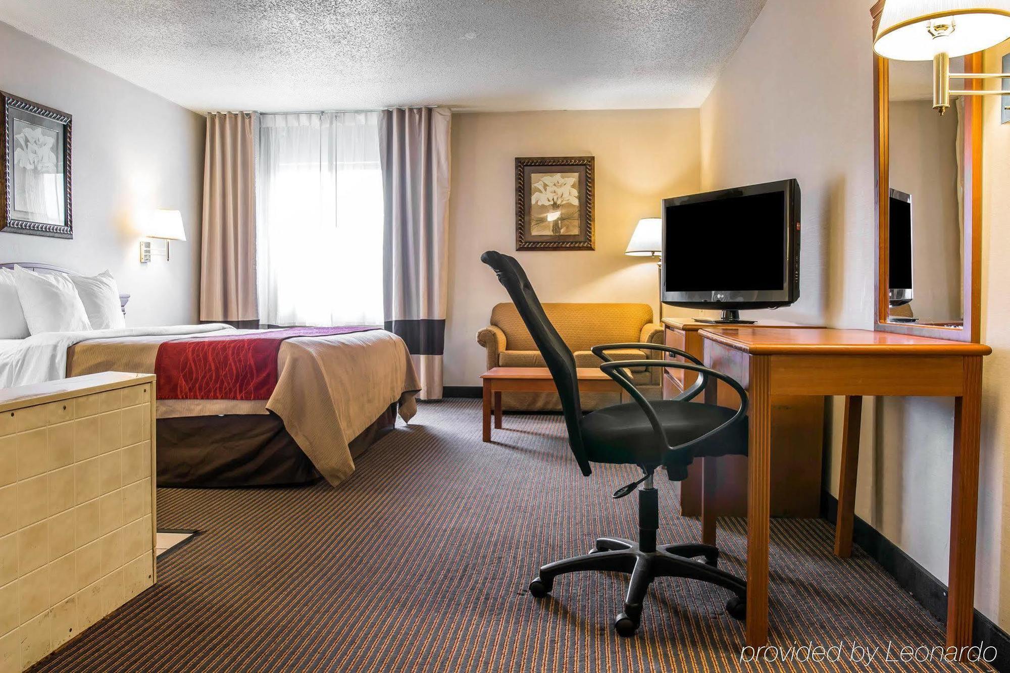 Hotel Baymont By Wyndham Flint Airport North Extérieur photo