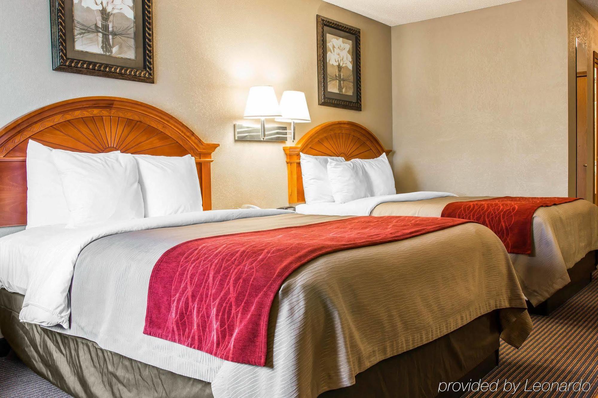 Hotel Baymont By Wyndham Flint Airport North Extérieur photo