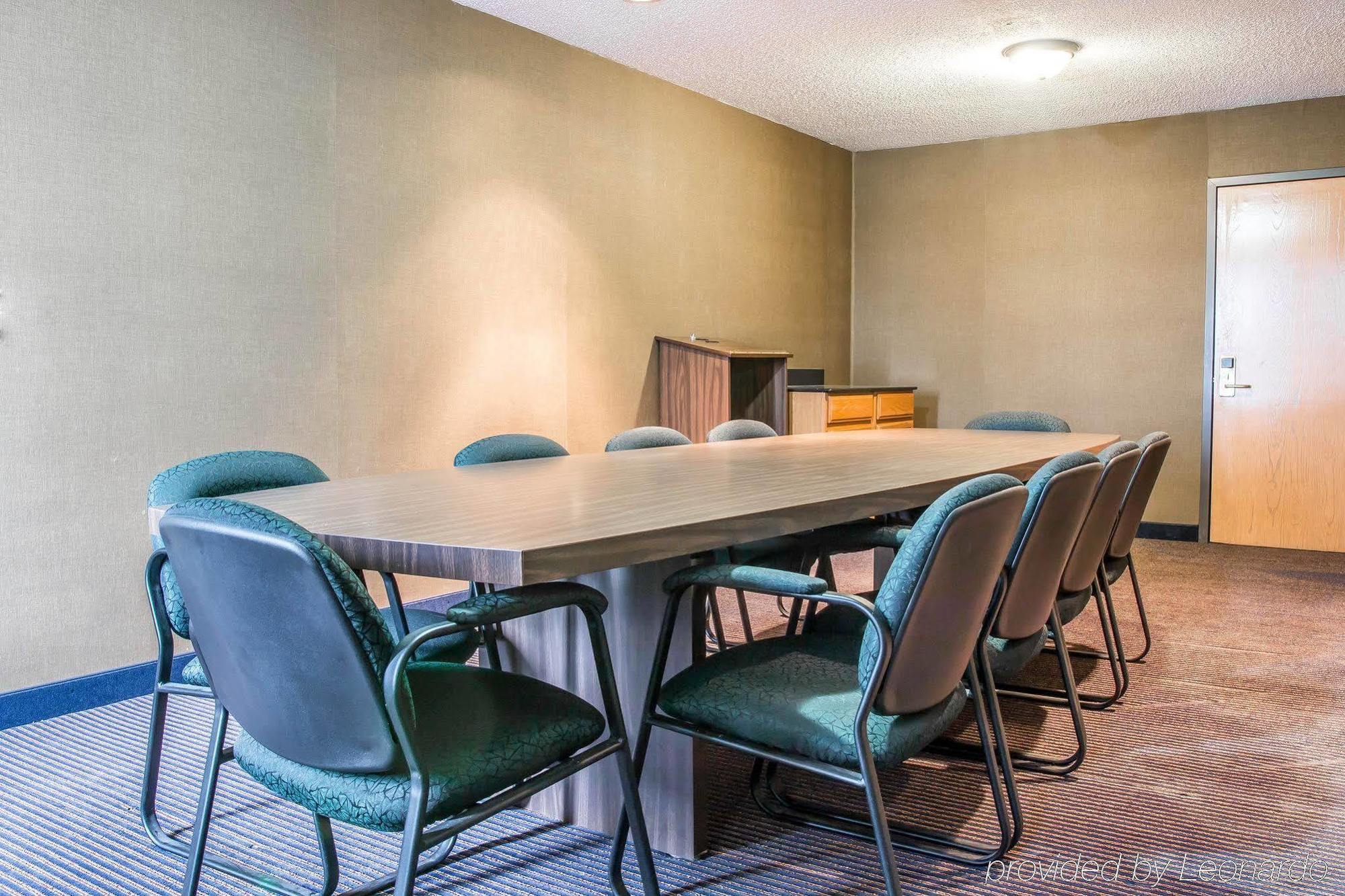 Hotel Baymont By Wyndham Flint Airport North Extérieur photo
